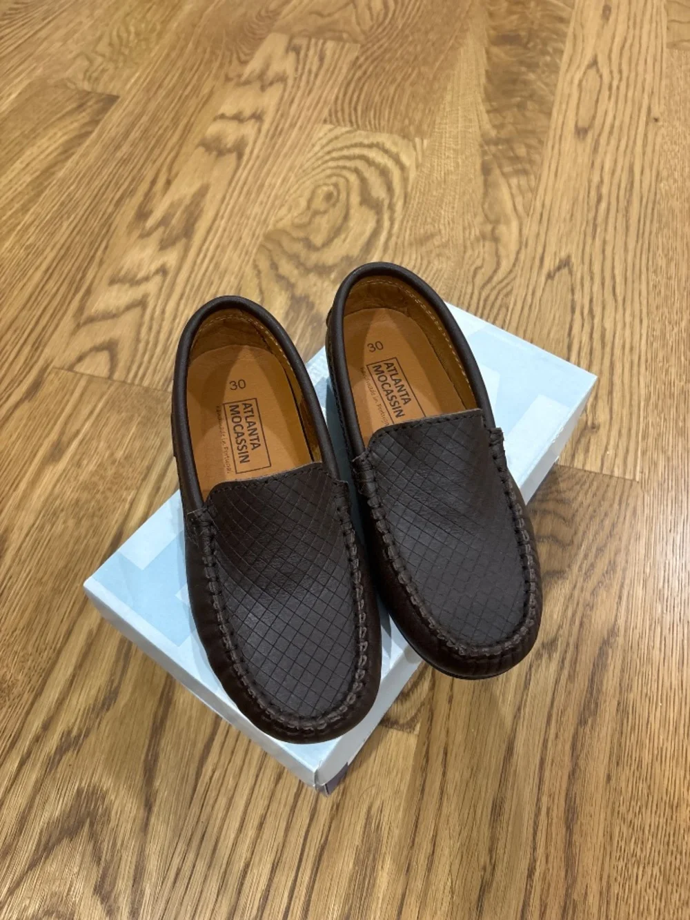 Atlanta moccasin brown size 30